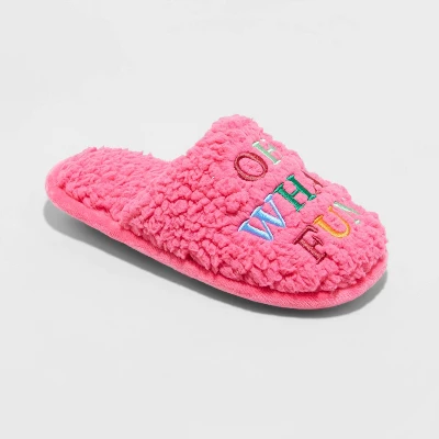 Kids' Holiday Oh What Fun! Scuff Slippers - Wondershop™ Pink 4 Kids' Holiday Oh What Fun! Scuff Slippers - Wondershop™ Pink - Image 4