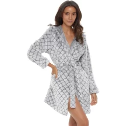 Women's Warm Soft Plush Fleece Bathrobe With Hood, Knee Length Hooded Robe, Seashell Scalloped -Cozy Nights Sales Store GUEST 948f60db d4a7 4153 98e8 1a69a72b2816