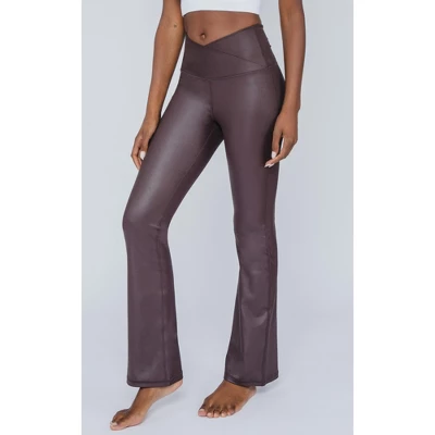 90 Degree By Reflex Interlink High Shine Cire Elastic Free Crossover V-Back Flared Leg Yoga Pants 8 90 Degree By Reflex Interlink High Shine Cire Elastic Free Crossover V-Back Flared Leg Yoga Pants - Image 8